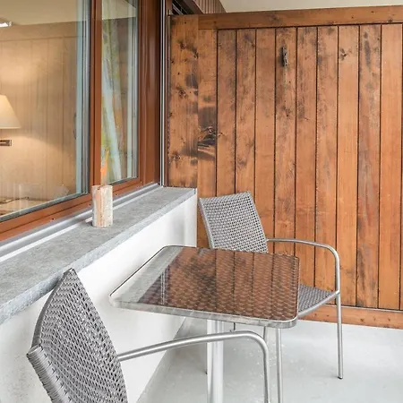 Primavera - 2.5 Zimmerwohnung, 52qm, Max 4 Pers, Schwimmbad/sauna Apartamento