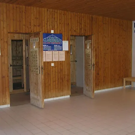 Primavera - 2.5 Zimmerwohnung, 52qm, Max 4 Pers, Schwimmbad/sauna