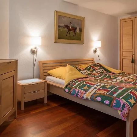 Primavera - 2.5 Zimmerwohnung, 52qm, Max 4 Pers, Schwimmbad/sauna Apartment