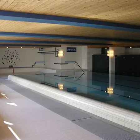 Primavera - 2.5 Zimmerwohnung, 52qm, Max 4 Pers, Schwimmbad/sauna Apartment *