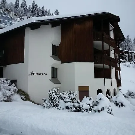 Primavera - 2.5 Zimmerwohnung, 52qm, Max 4 Pers, Schwimmbad/sauna Appartement
