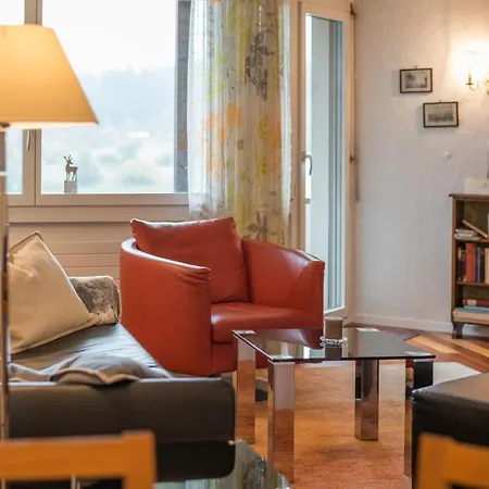 Primavera - 2.5 Zimmerwohnung, 52qm, Max 4 Pers, Schwimmbad/sauna Flims