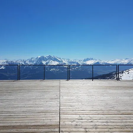 Primavera - 2.5 Zimmerwohnung, 52qm, Max 4 Pers, Schwimmbad/sauna Apartment *