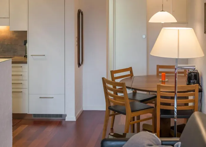 Primavera - 2.5 Zimmerwohnung, 52qm, Max 4 Pers, Schwimmbad/sauna