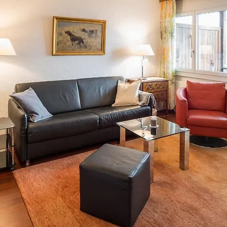 Primavera - 2.5 Zimmerwohnung, 52qm, Max 4 Pers, Schwimmbad/sauna *