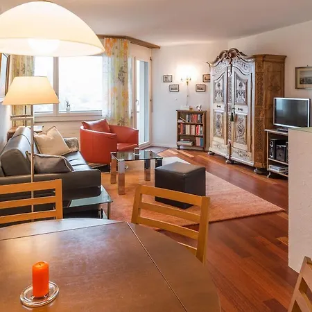 Primavera - 2.5 Zimmerwohnung, 52qm, Max 4 Pers, Schwimmbad/sauna Flims